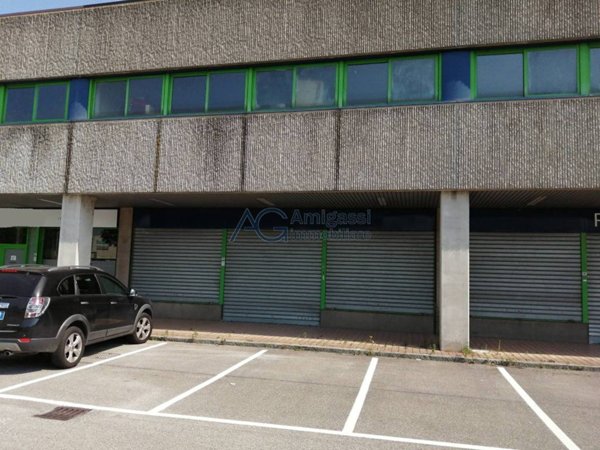 locale commerciale in affitto a Bergamo in zona Malpensata