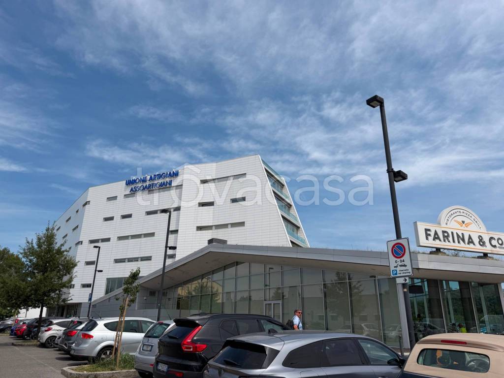 ufficio in affitto a Bergamo in zona Canovine