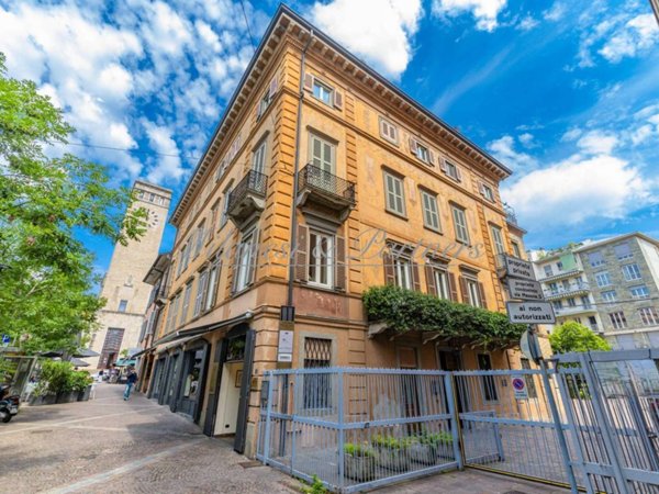 appartamento in affitto a Bergamo in zona Borgo Pignolo