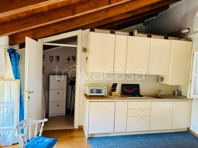 appartamento in affitto a Bergamo in zona Città Alta