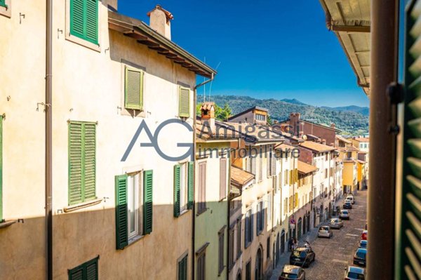 appartamento in affitto a Bergamo in zona Borgo Pignolo
