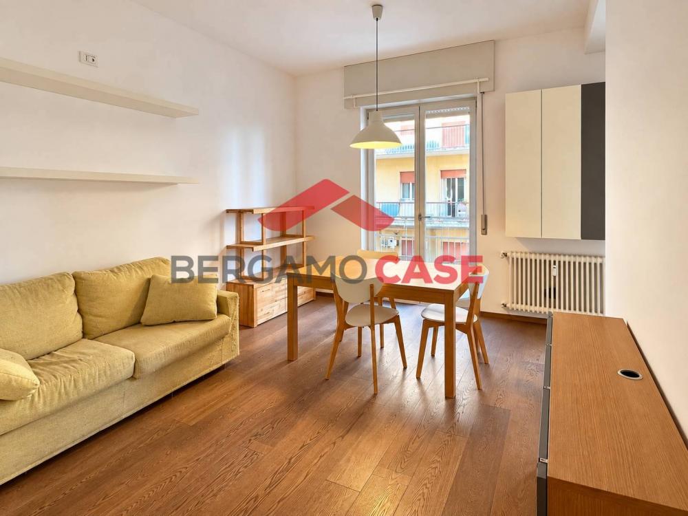 appartamento in affitto a Bergamo in zona Borgo Santa Caterina