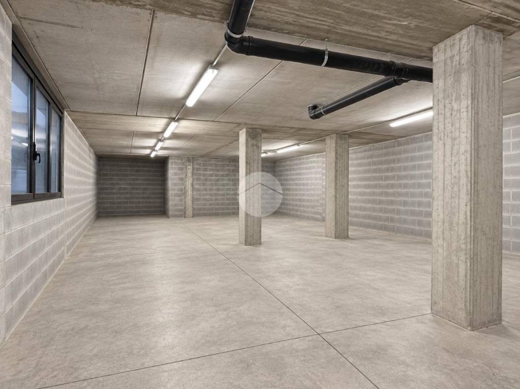 locale commerciale in affitto a Bergamo in zona Borgo Palazzo