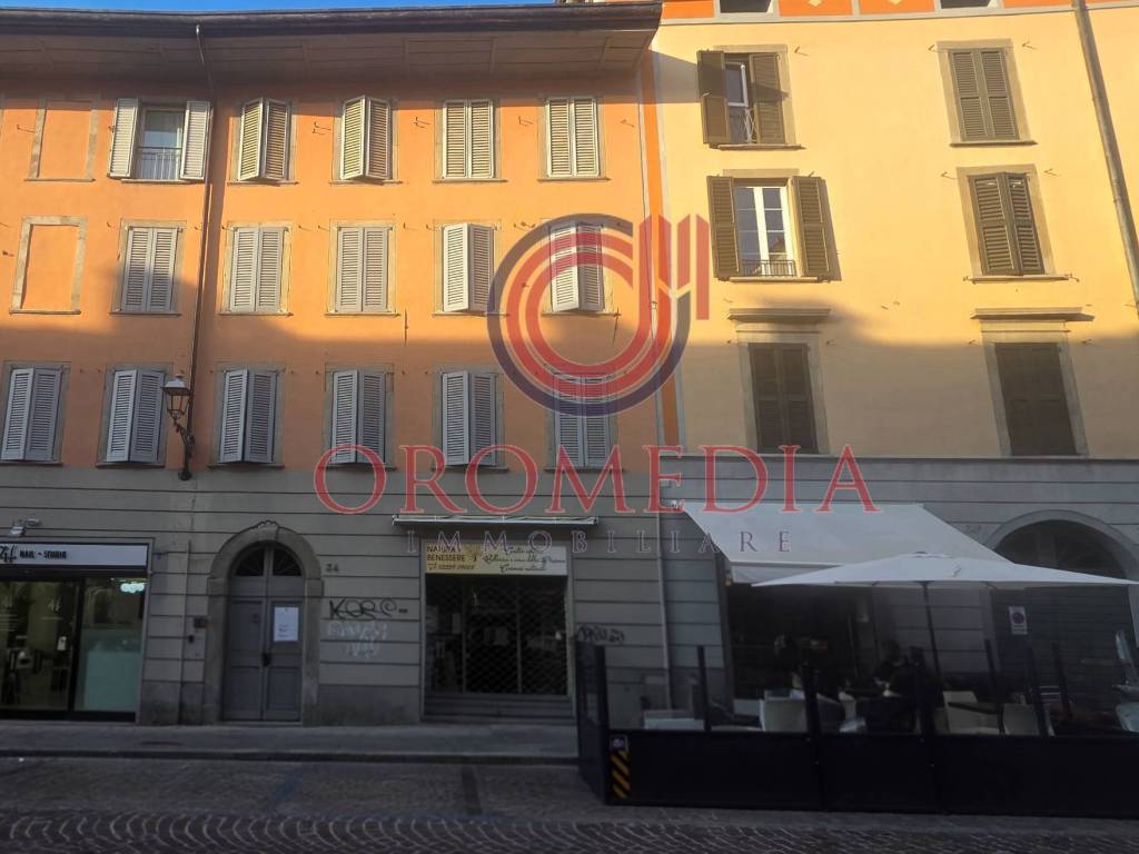 locale commerciale in affitto a Bergamo in zona Borgo Palazzo
