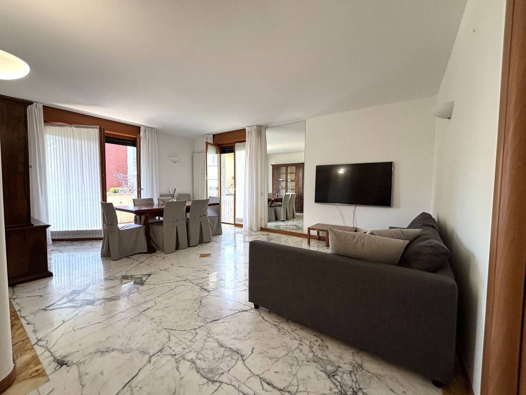 appartamento in affitto a Bergamo in zona Borgo Santa Caterina