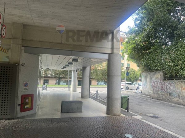 locale commerciale in affitto a Bergamo in zona Bergamo Centro