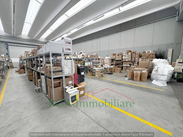 locale commerciale in affitto a Bonate Sopra