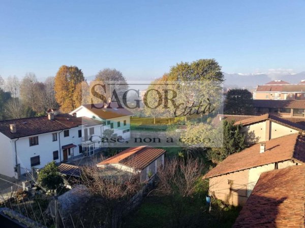 appartamento in affitto ad Airasca