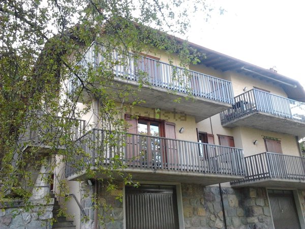 appartamento in affitto a Bossico