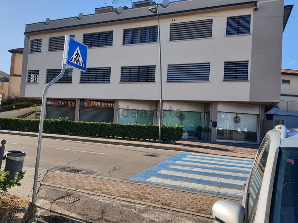 ufficio in affitto a Brembate