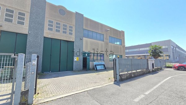 ufficio in affitto a Brembate