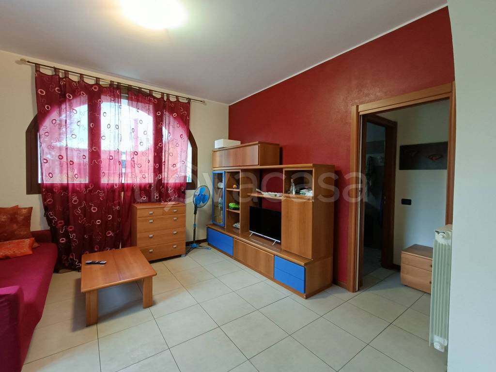 appartamento in affitto a Brembate di Sopra