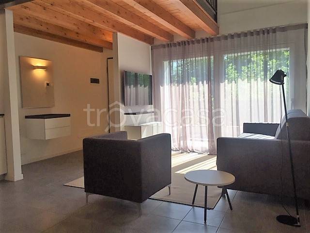 appartamento in affitto a Brembate di Sopra