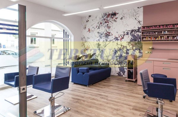 negozio in affitto a Brembate di Sopra