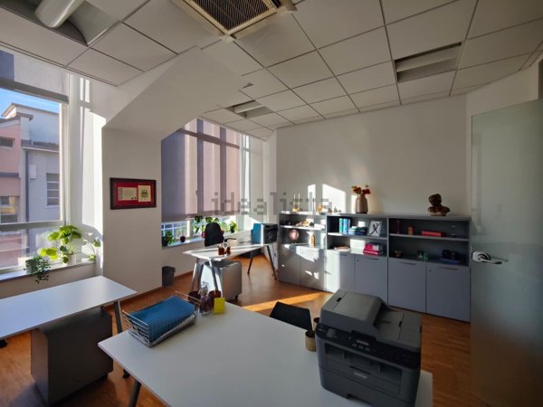 ufficio in affitto a Brembate di Sopra