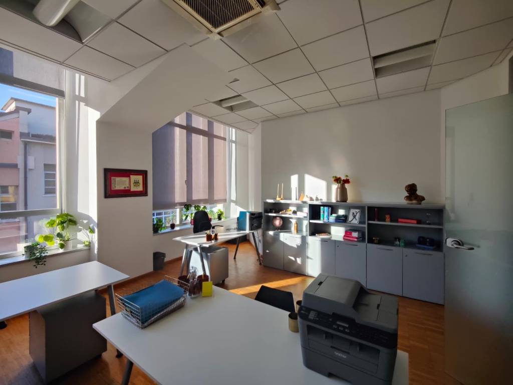 ufficio in affitto a Brembate di Sopra