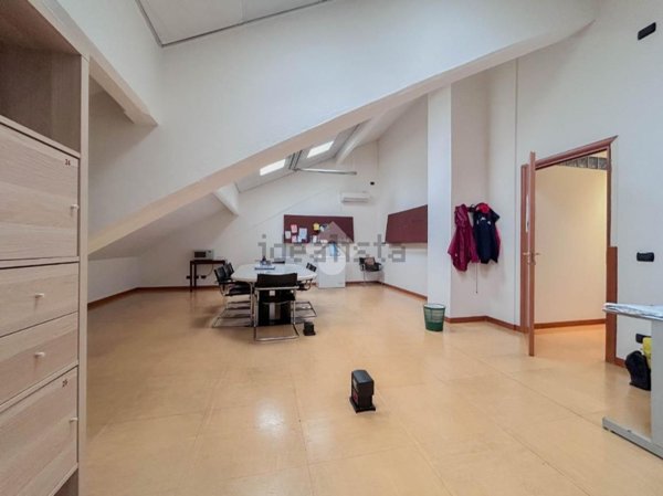 capannone in affitto a Brembate di Sopra