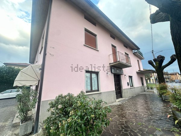 negozio in affitto a Brembate di Sopra