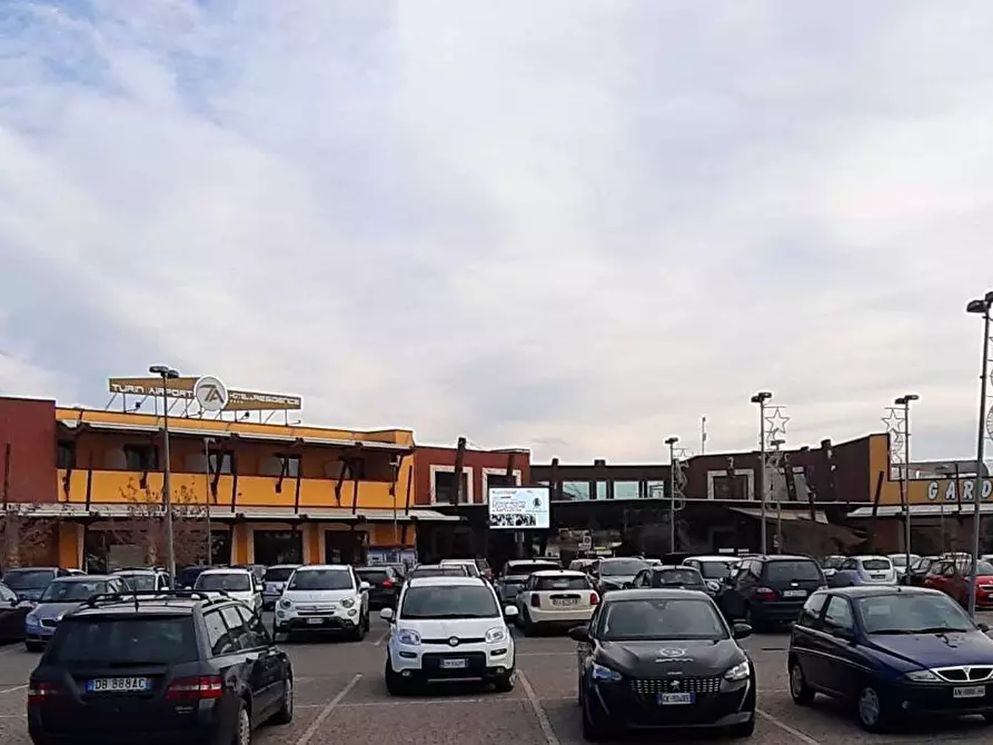 negozio in affitto ad Ala di Stura