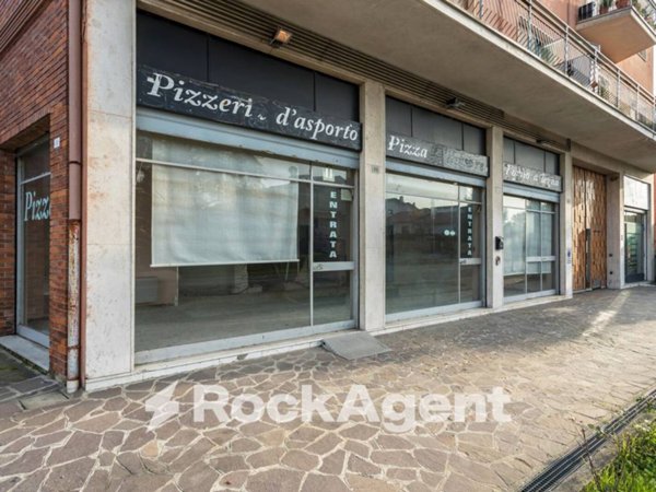negozio in affitto a Capriate San Gervasio