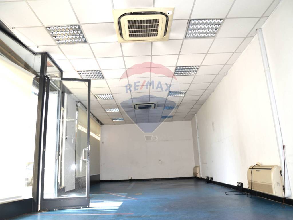 ufficio in affitto a Capriate San Gervasio