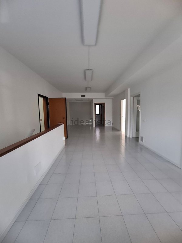 ufficio in affitto a Capriate San Gervasio