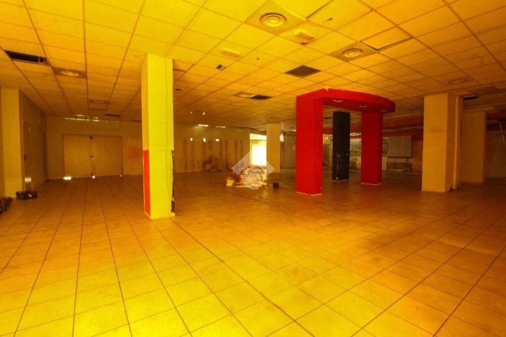 ufficio in affitto a Capriate San Gervasio in zona Capriate