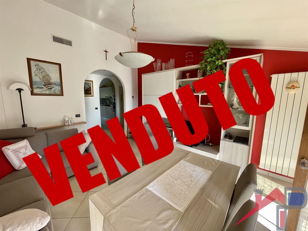appartamento in affitto a Caprino Bergamasco