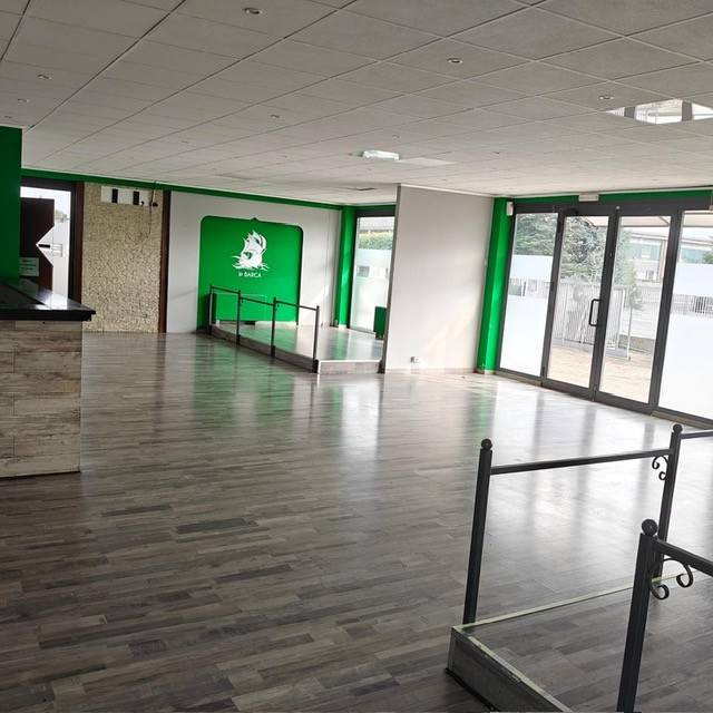 negozio in affitto a Caravaggio