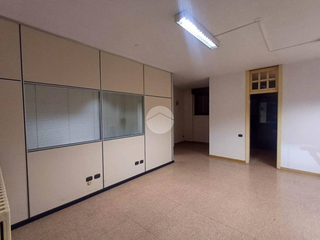 ufficio in affitto a Caravaggio