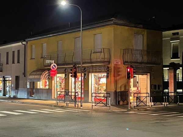 locale commerciale in affitto a Caravaggio