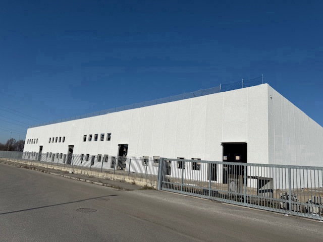 capannone in affitto a Carobbio degli Angeli