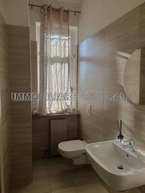 ufficio in affitto a Carobbio degli Angeli