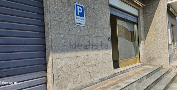negozio in vendita a Carvico