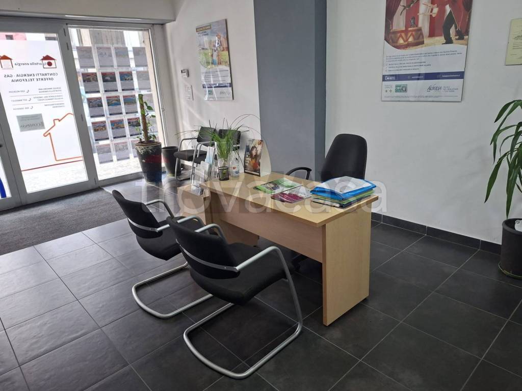 ufficio in affitto a Casazza