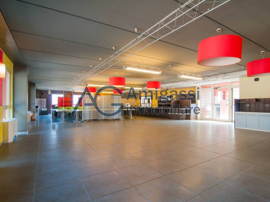 negozio in affitto a Casazza