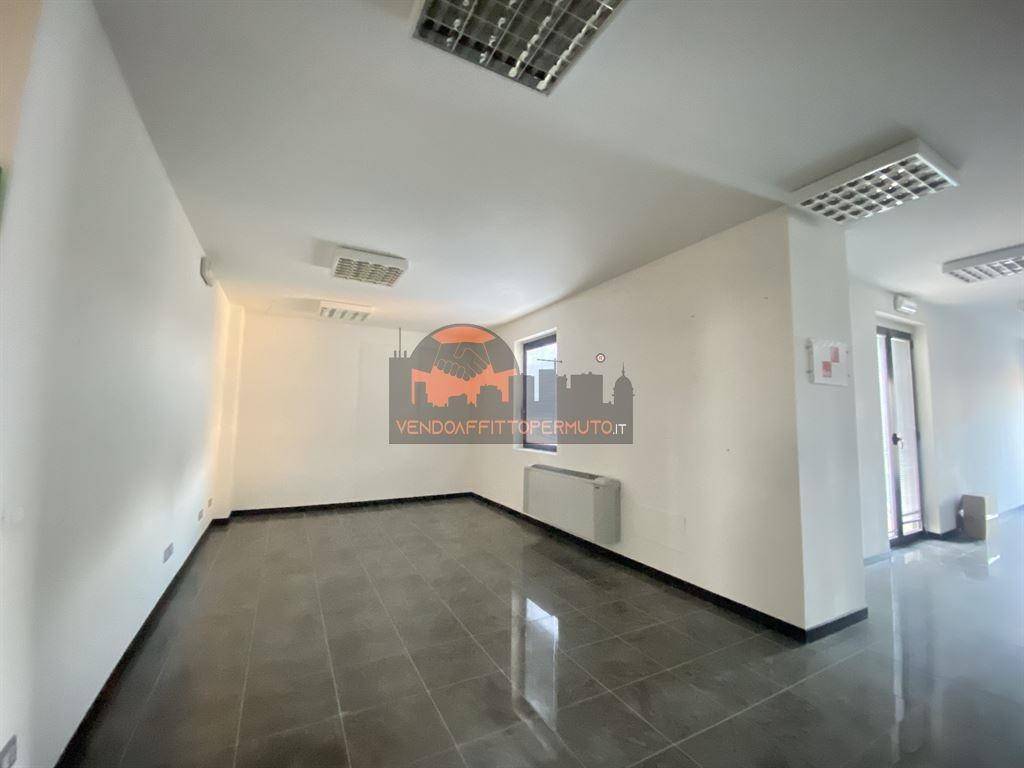 ufficio in affitto a Castelli Calepio