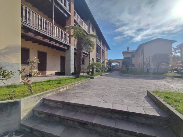 appartamento in affitto a Castelli Calepio in zona Tagliuno