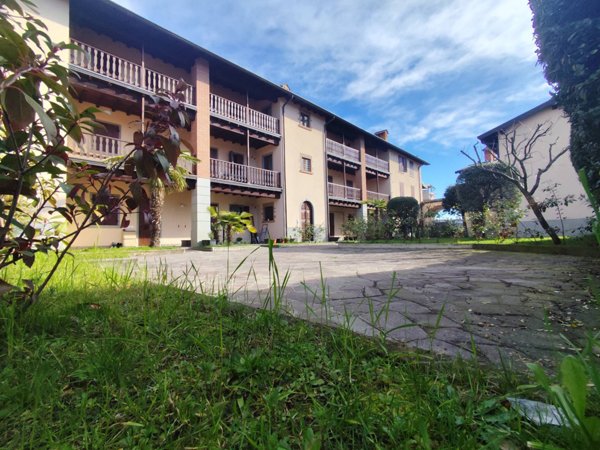 appartamento in affitto a Castelli Calepio in zona Tagliuno