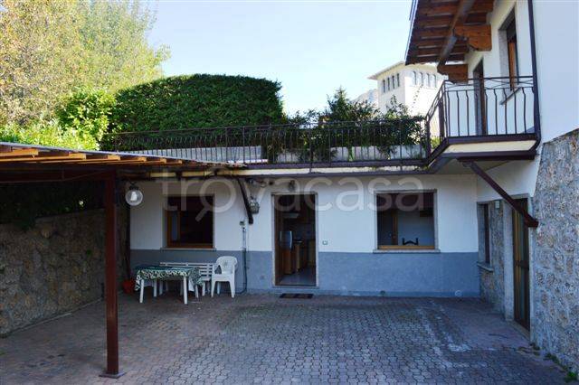 appartamento in affitto a Castione della Presolana