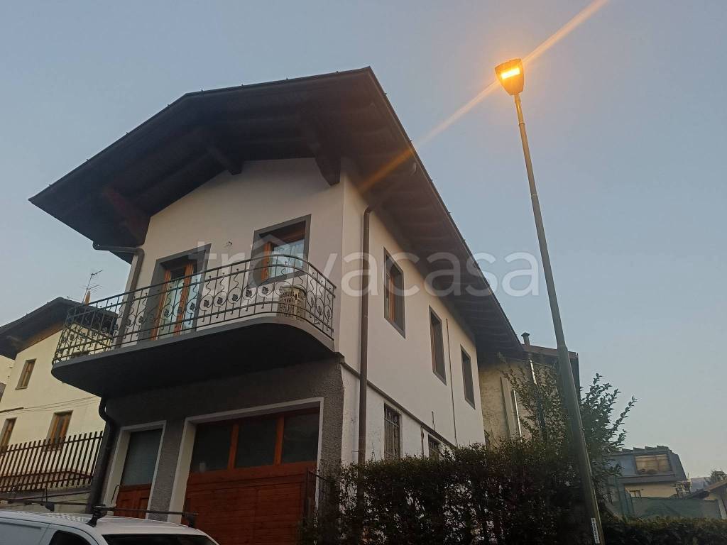 appartamento in affitto a Castione della Presolana