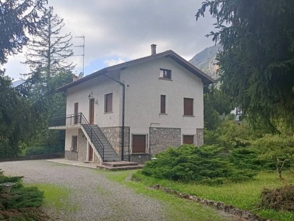 appartamento in affitto a Castione della Presolana