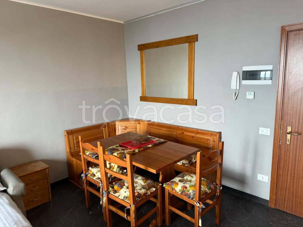 appartamento in affitto a Castione della Presolana