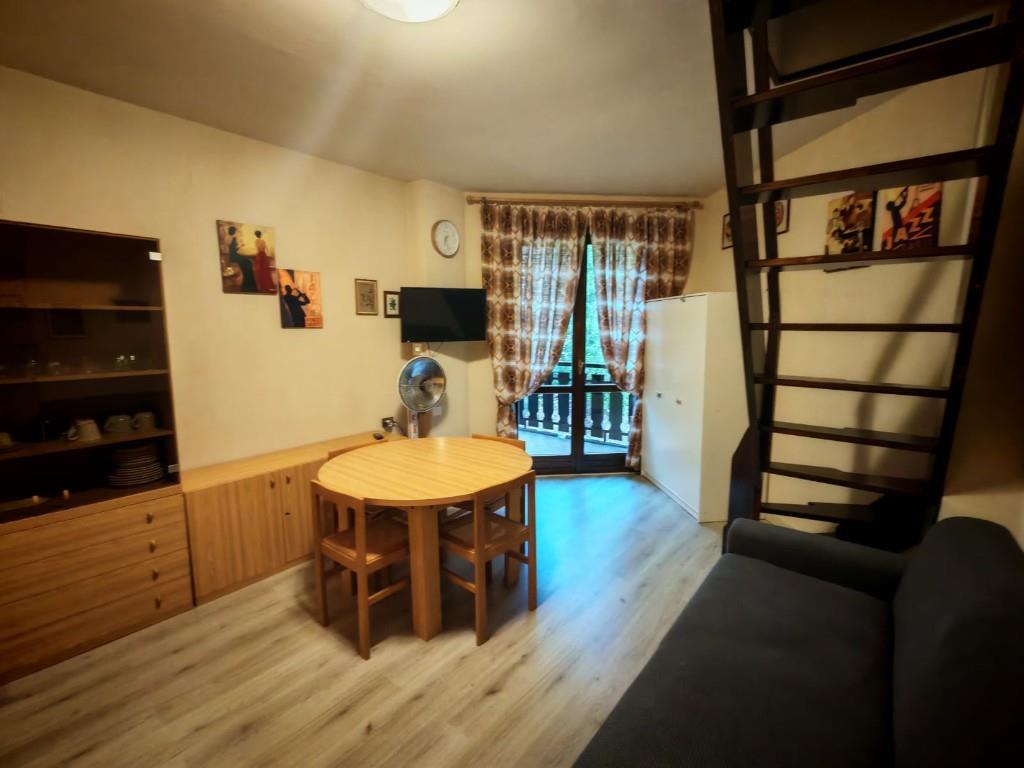 appartamento in affitto a Castione della Presolana