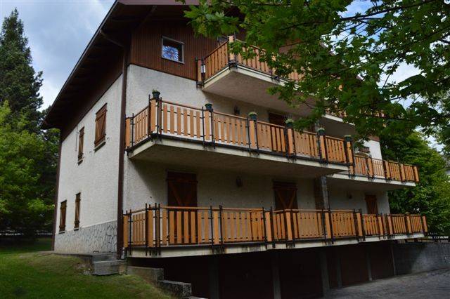 appartamento in affitto a Castione della Presolana