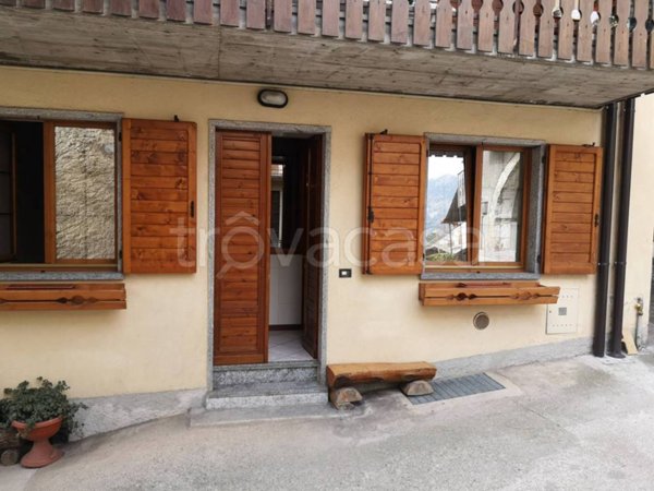 appartamento in affitto a Castione della Presolana
