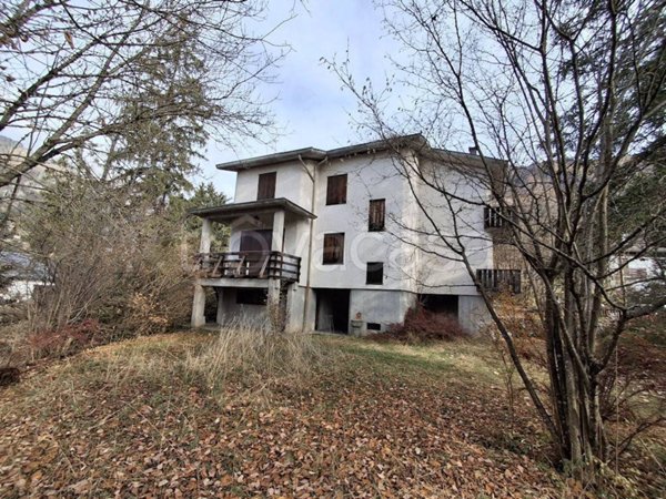 casa indipendente in affitto a Castione della Presolana