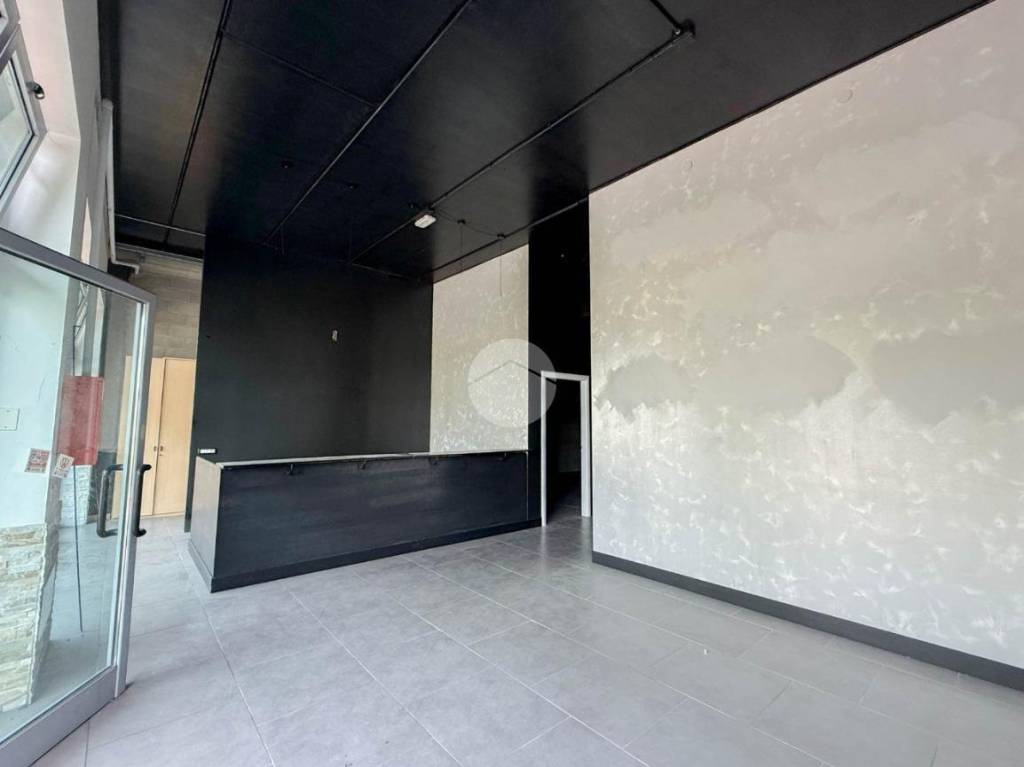 negozio in affitto a Cavernago