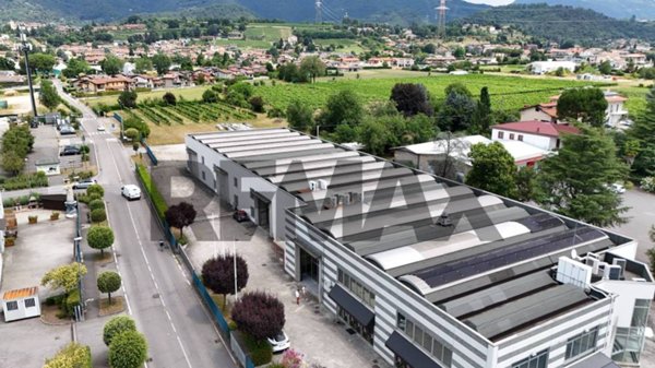 locale commerciale in affitto a Cenate Sotto