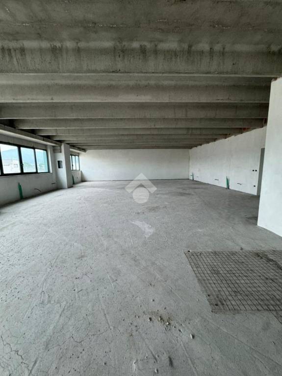 negozio in affitto a Chiuduno